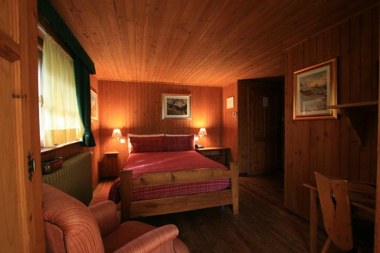 Hotel Anna Maria 3*