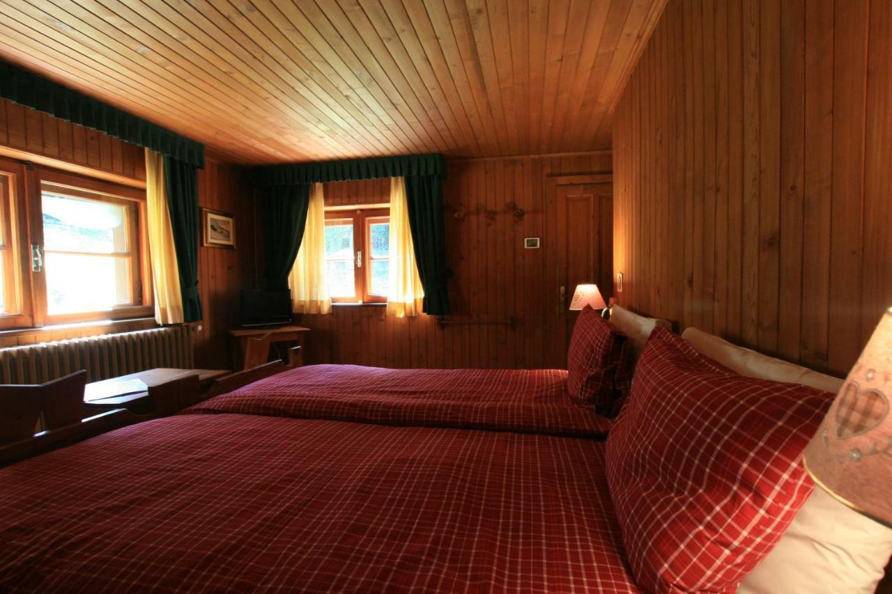 Anna Maria Hotel 3*